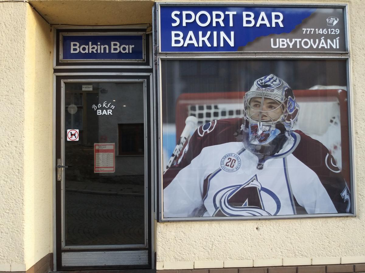 Bakin Bar Hotel Třebíč Buitenkant foto